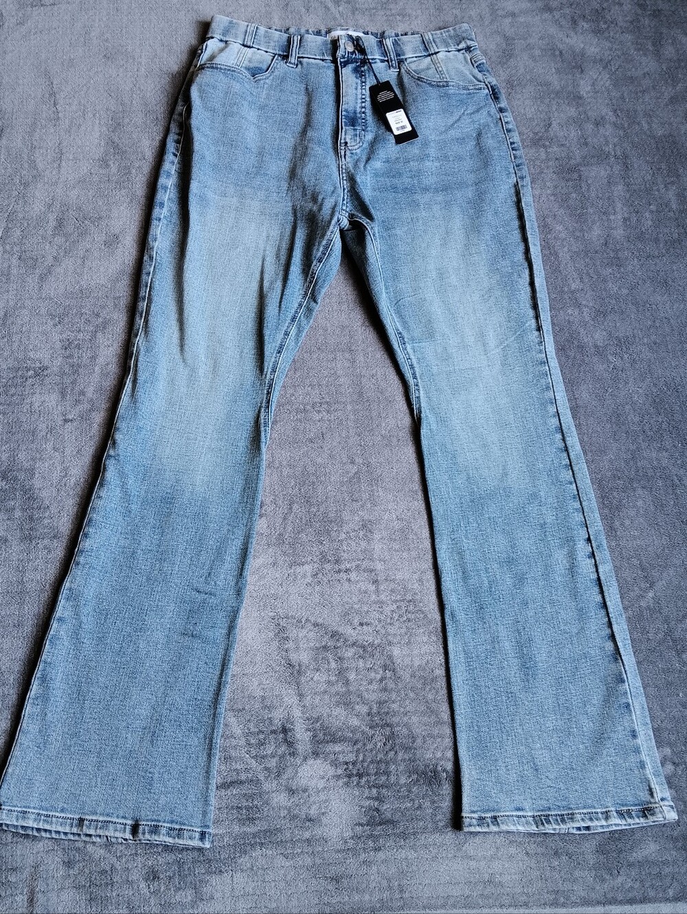 NWT Fashion Nova Tummy Control Bootcut Blue Jeans, Medium Wash, Size 13, New